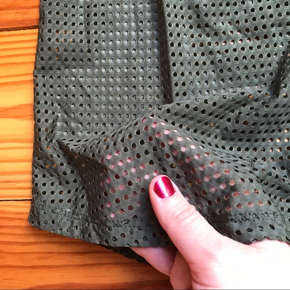 Sage Collective Thyme Mesh Top, NWT, M - Picture 10 of 12